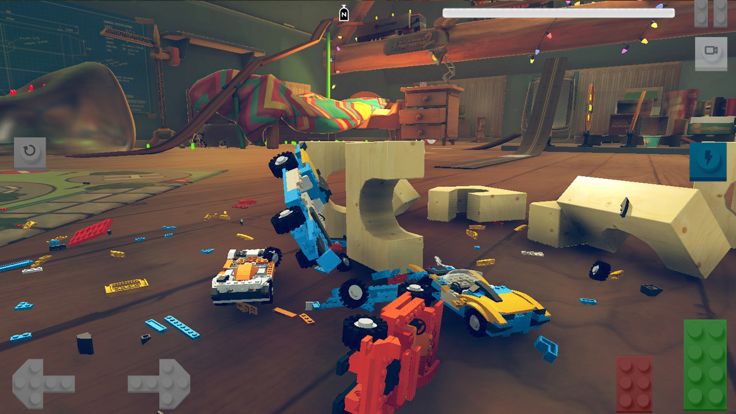 Blocky Toy Car Crash V游戏截图