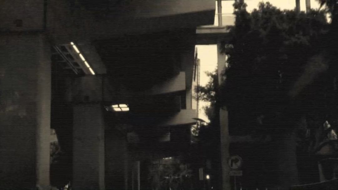 搜索:迷城掠影游戏截图