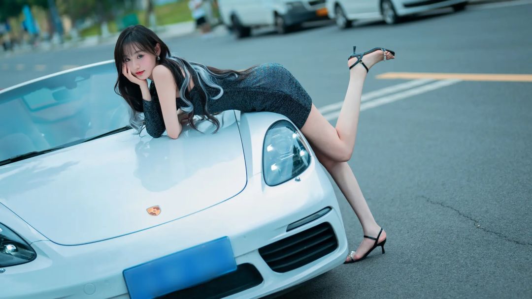 完蛋！我被美女包围了！之前传游戏截图