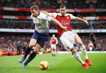 阿森纳4-2热刺联赛12轮不败，排名重回前四