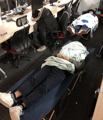 这帮丧心病狂的技术宅，元旦居然干出这种事！