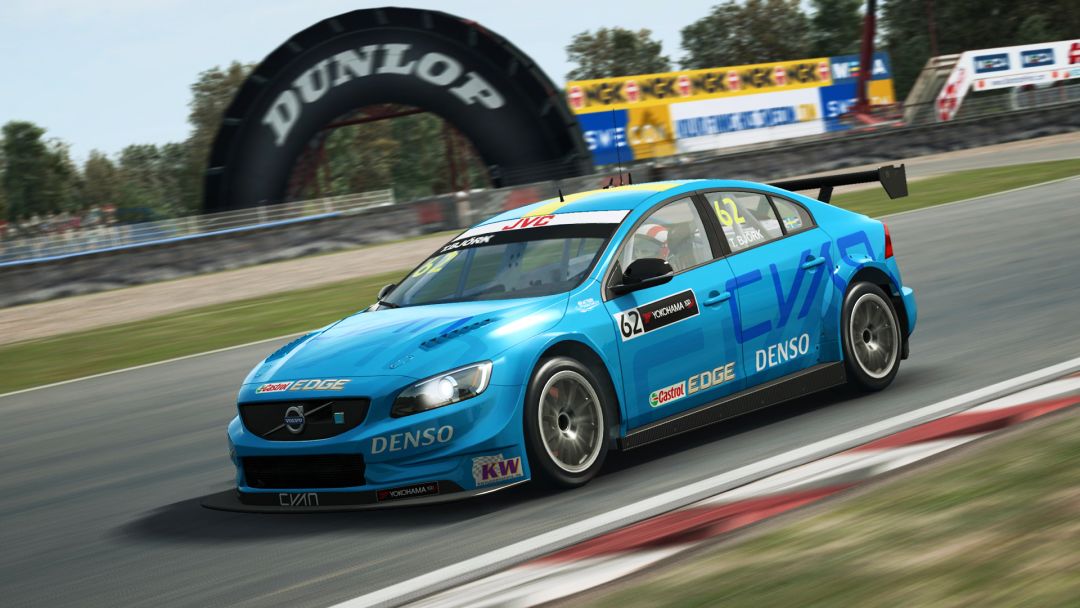 RaceRoom Racing Experience游戏截图