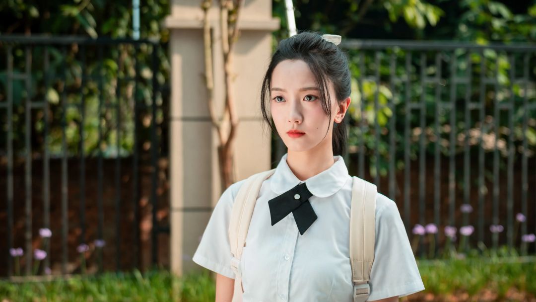 完蛋！我被美女包围了！之前传游戏截图