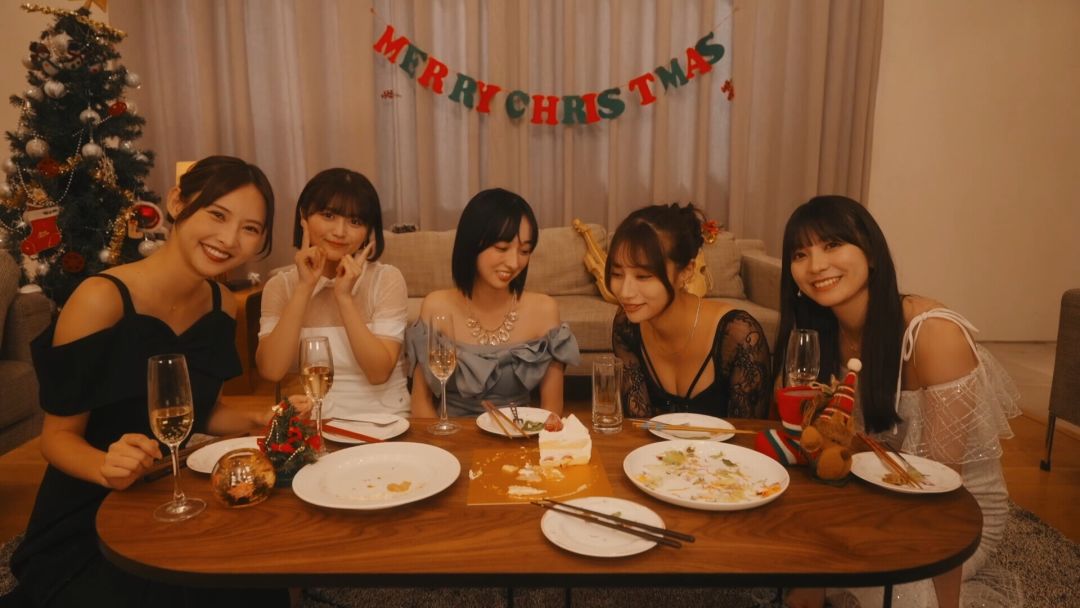 嘟嘟嘟~恋爱信号响不停，美女室友们教我如何淡定？游戏截图