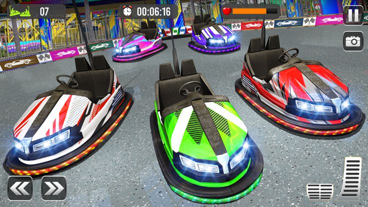 Bumper Car Crash Stunt Race 3D游戏截图