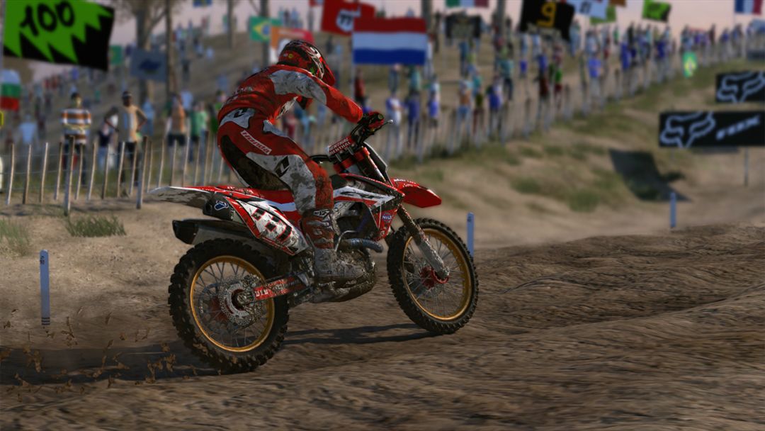MXGP - The Official Motocross Videogame Compact游戏截图