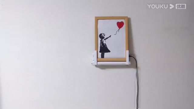【3DM游戏网】《女孩与气球》损毁演示截图