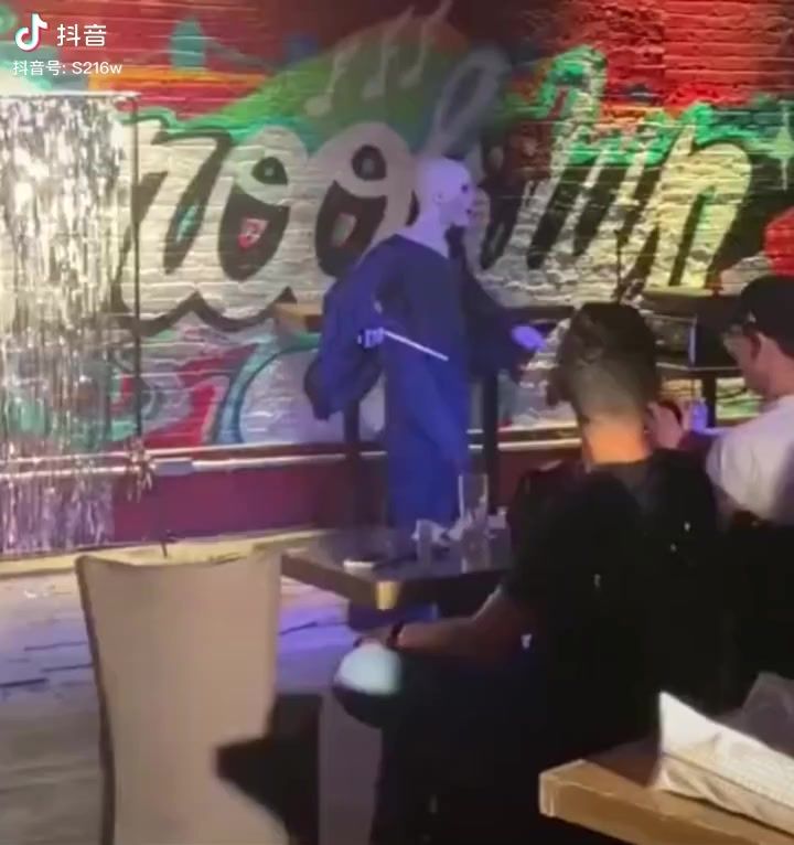 video-2185236