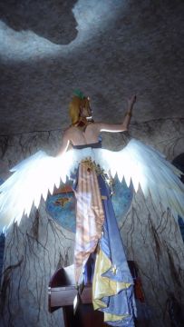 听到了吗，那钟声？她预示着正义的到来