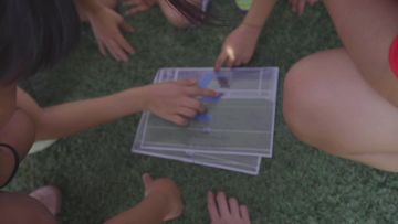 《FC足球世界》踢箱子挑战真人版