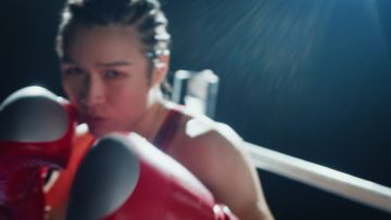 力量MAX！张伟丽TVC燃动妇女节！