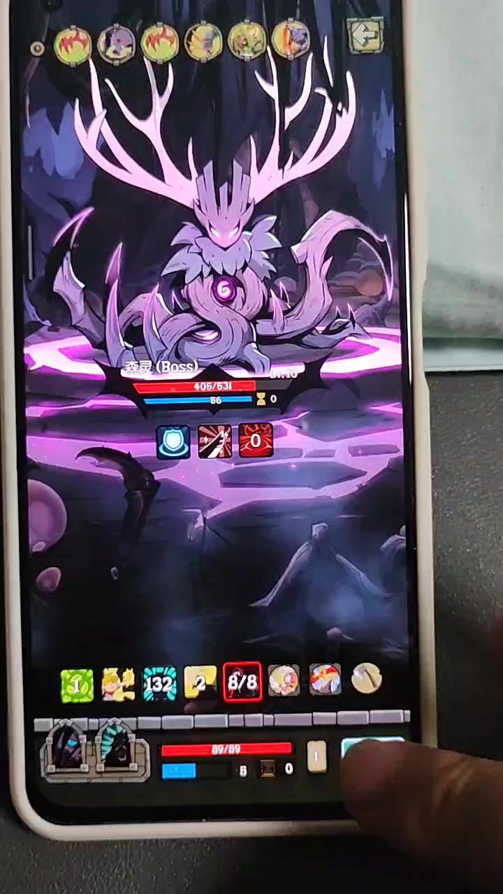 狼人有bug,回合结束越打到后面越难按,到最后打森林完全按不了截图