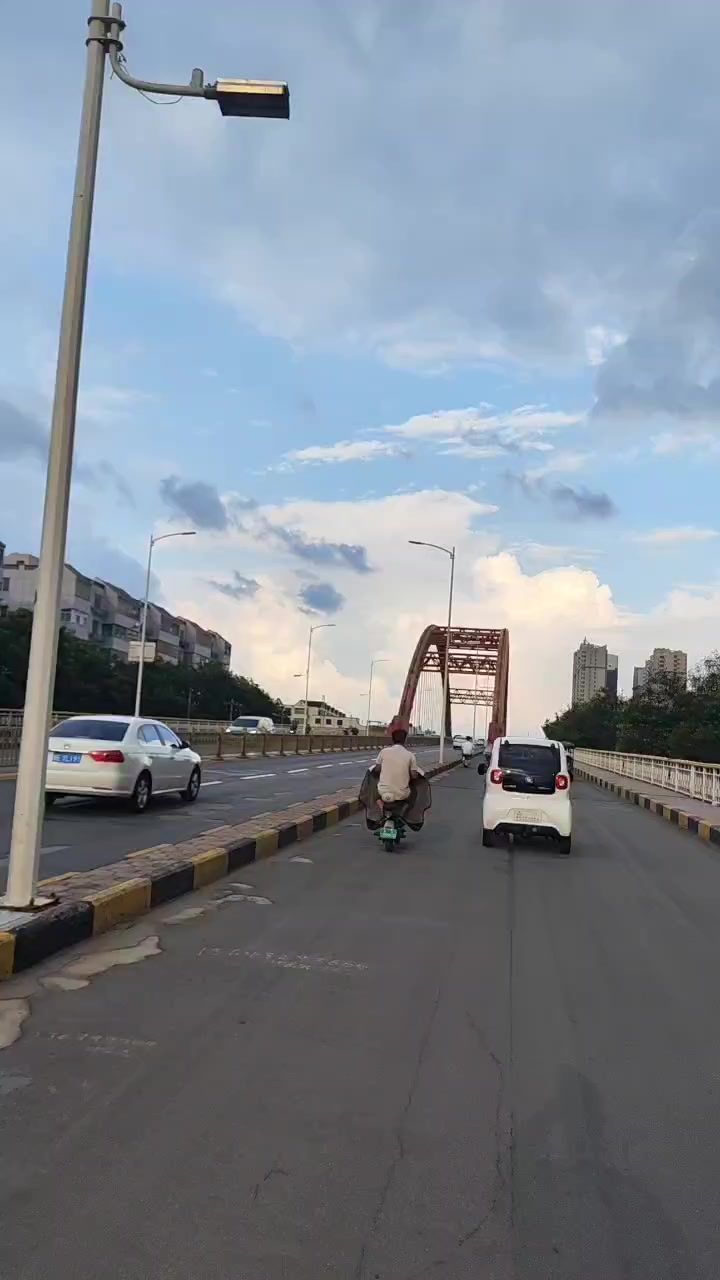 video-4294872