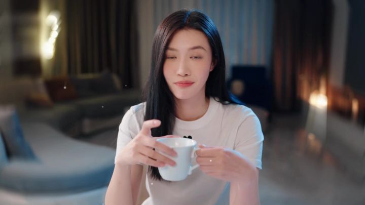不加冰的咖啡度数太高,女朋友说瑞幸卖的就是这样,这合理吗?截图