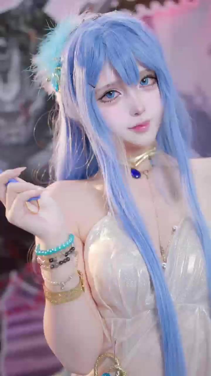 听说很多人在找她？截图