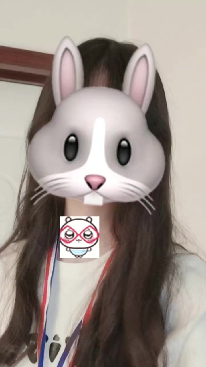 我不萌吗？Look in my eyes截图