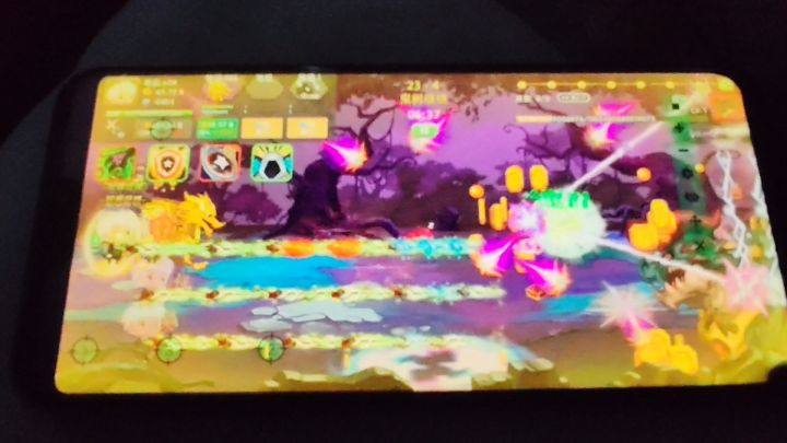 有人说23-4过不去，金龙200级就够了，然后主角600级截图