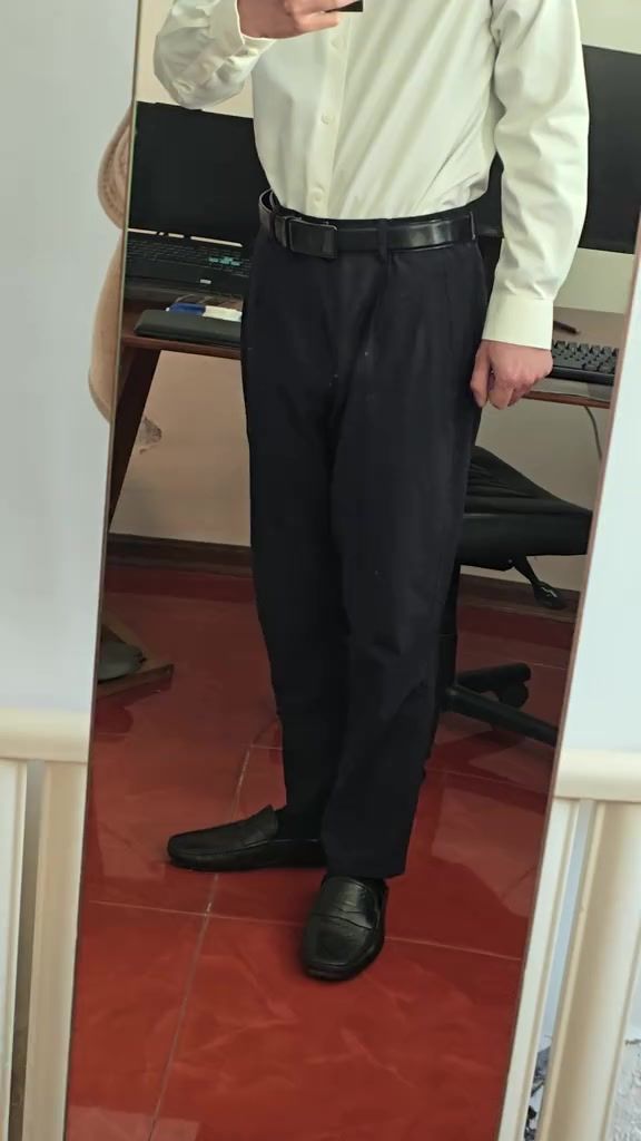 日常的规律训练,让正装上身时自然呈现舒展姿态与沉静气场截图