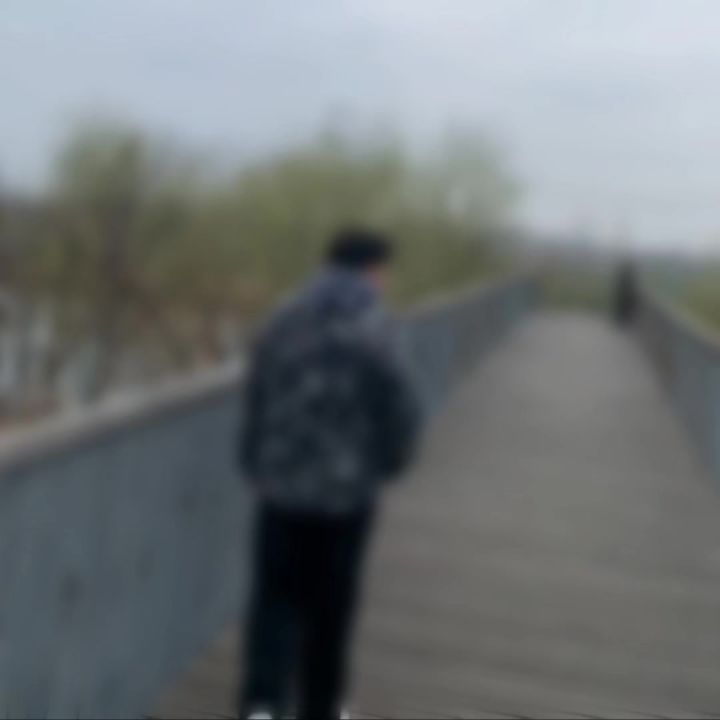 你说被爱易如反掌我说幸福难如登天.截图