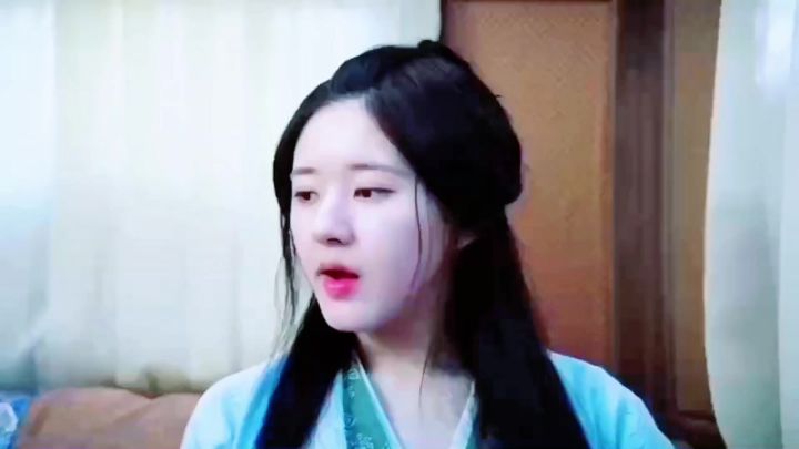 再也不cos王默了,手要剪断了截图