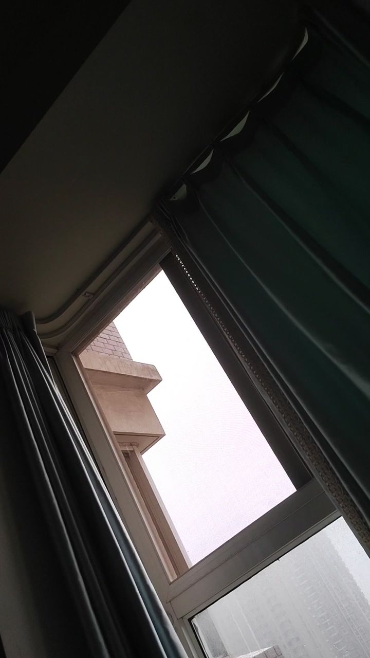 今天的雨味道很好闻截图