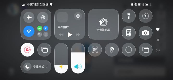 发现新bug,如果卡出小模型的话呢,代表的成功了截图