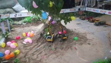 RC世界圣诞节活动预告！挖树挖树挖树！