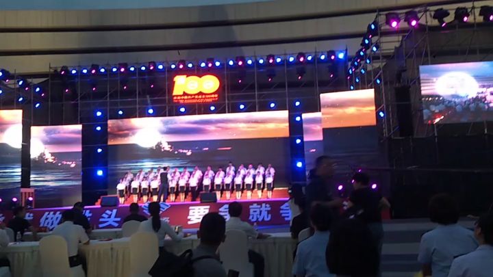 军港之夜:果然大海舰炮才是男人的浪漫啊。(咱们单位唱的亮剑)截图