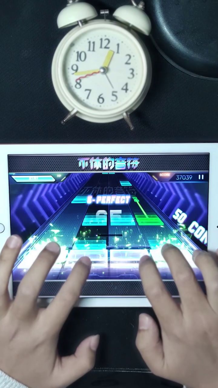 自制谱《恋爱循环》,太甜了吧截图