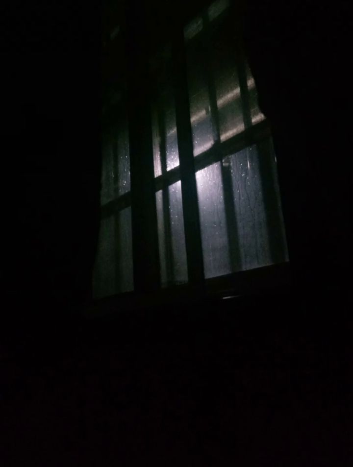 @夏夜的雨截图