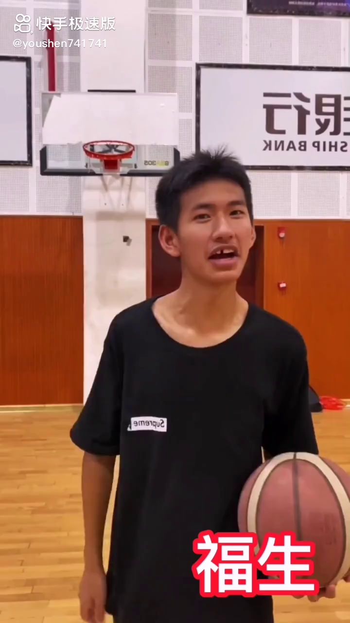 兄弟们，明天去打农村nba截图