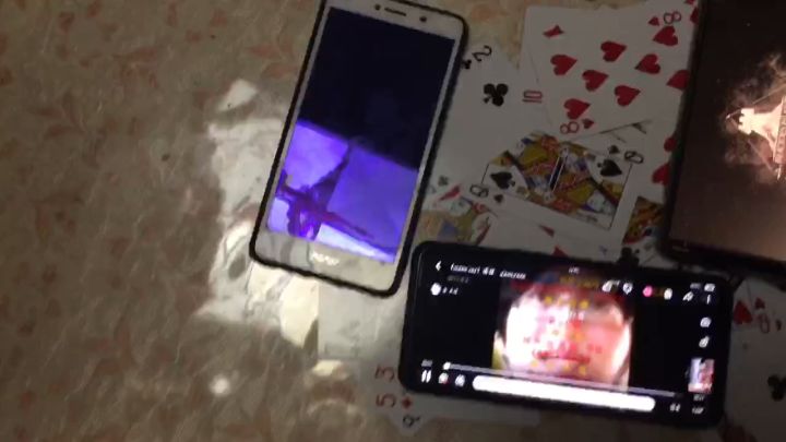 和同学玩截图