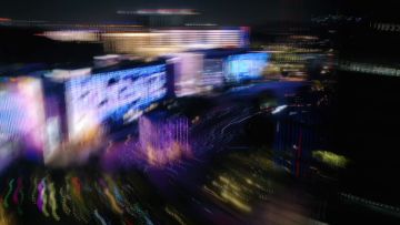 《小动物之星》激萌亮相多地楼宇！