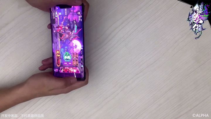 【唠嗑室】曹焱兵的八大守护灵，你最中意哪一位？截图