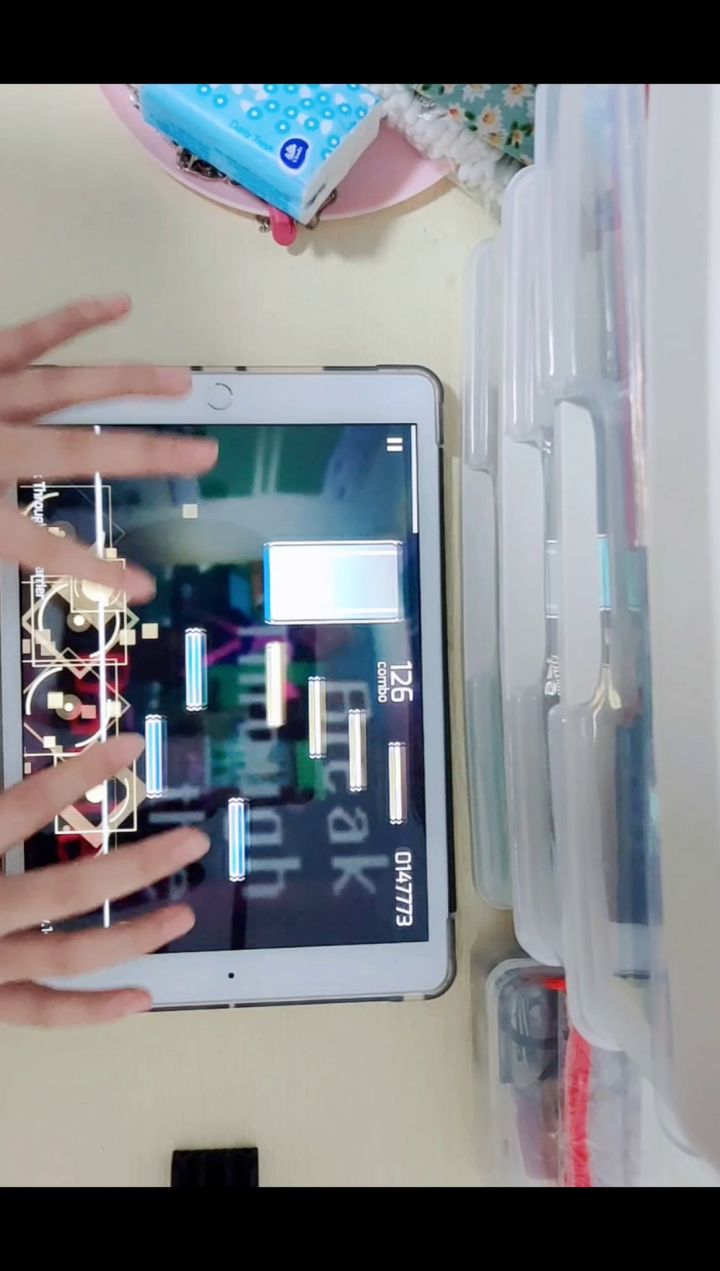 Break Through the Barrier IN14??截图