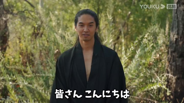 【3DM】对马岛主角演员重现游戏招式截图