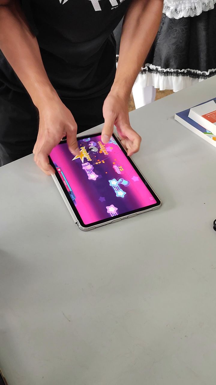 学校社团纳新看见的大佬，可怕截图