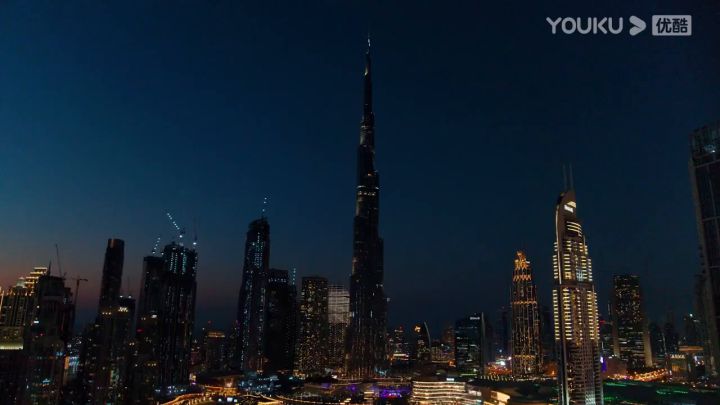 《英雄联盟:双城之战》哈利法塔宣传截图