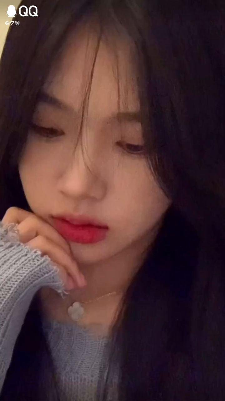 最后那个眨眼爱了😍截图