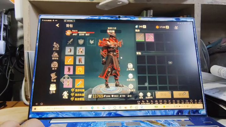难怪冰原里面没有打拳的截图
