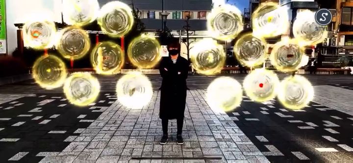 借助AR程序你也可以成为金闪闪截图