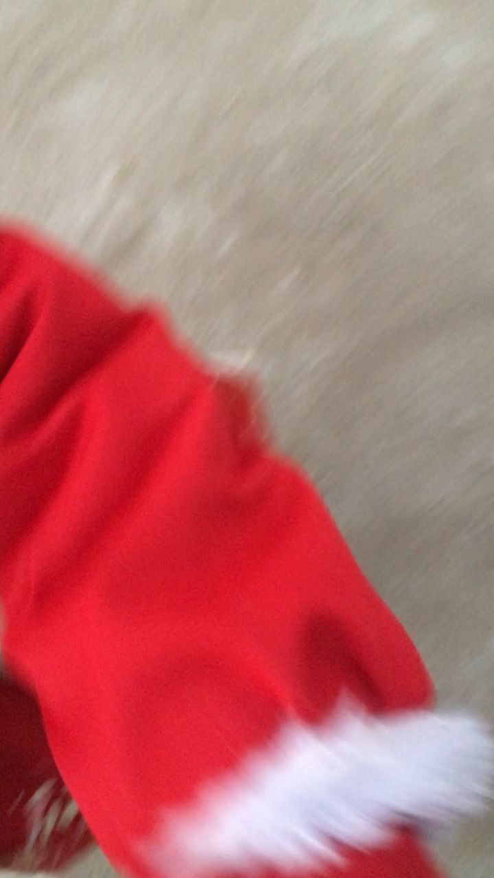 快过年了，我提前祝大家新年快乐！截图