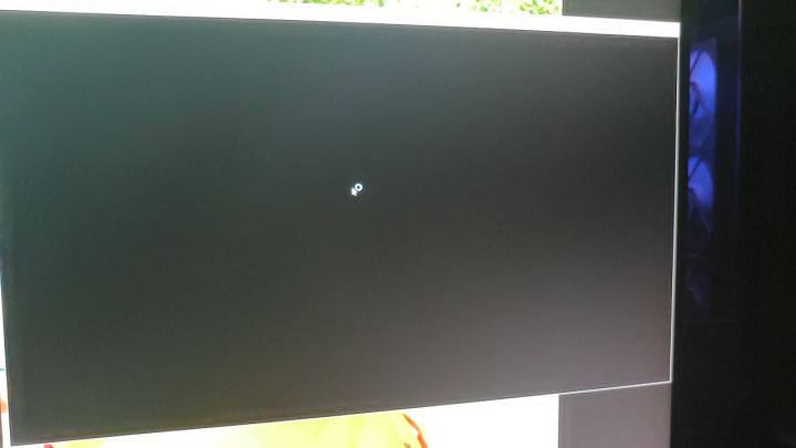 一直重新加载游戏截图