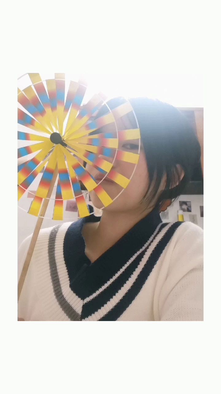 浅浅自恋一下截图