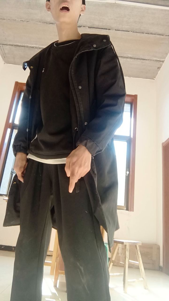 来自博士的简单教学。(如果有耐心,可以出的再详细主要是太懒)截图