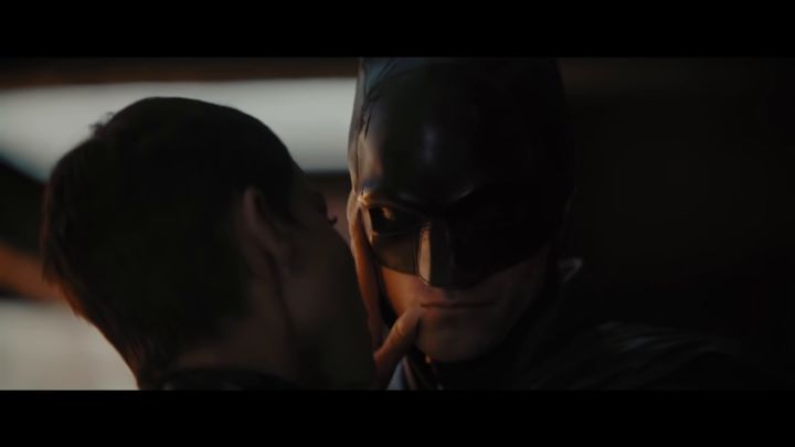 DC「世界需要更多英雄」宣传视频截图