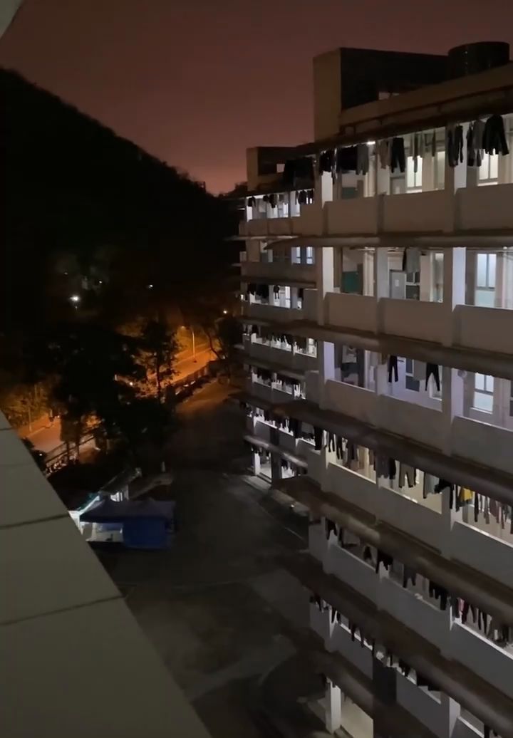 二月的雪姗姗来迟,就像我等的你遥遥无期截图