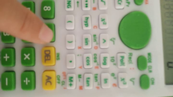 给大家表演个魔术。截图