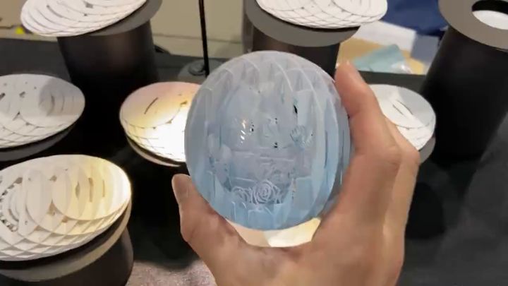 展开后像换了一个次元的球形纸雕作品截图
