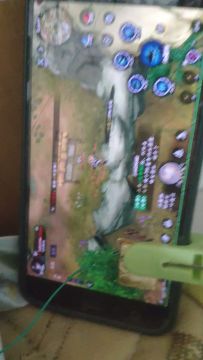 手机挂身法的小技巧